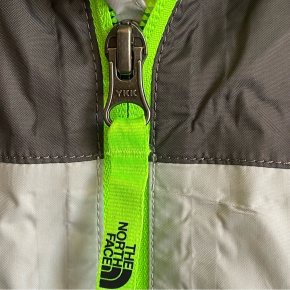 The North Face Dryvent Windbreaker XXS Size 4-5 Please see pictured size chart - Picture 7 of 9